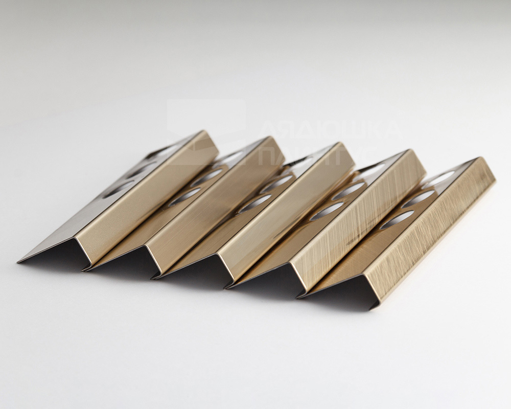 Профиль окантовочный К 12НСБ(304).2700.042 2,7 м Шампань