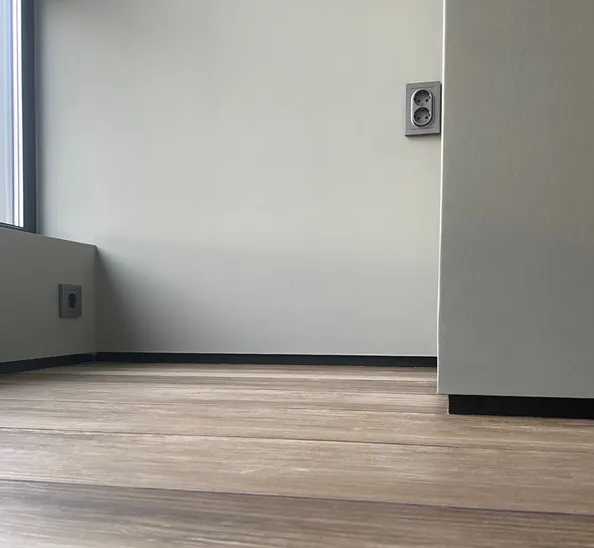 Теневой плинтус для подсветки Волшебная палочка 49,5 х 19,5 х 12,4 мм 3,0 м Чёрный матовый