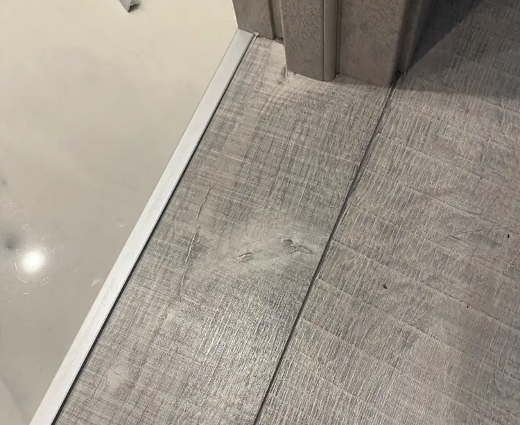 Профиль стыкоперекрывающий ПС 11НСП.2700.001 Полированый