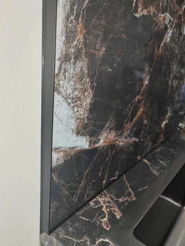 Профиль окантовочный Genesis ESA 100.91 10 х 2500 мм глянец серебро