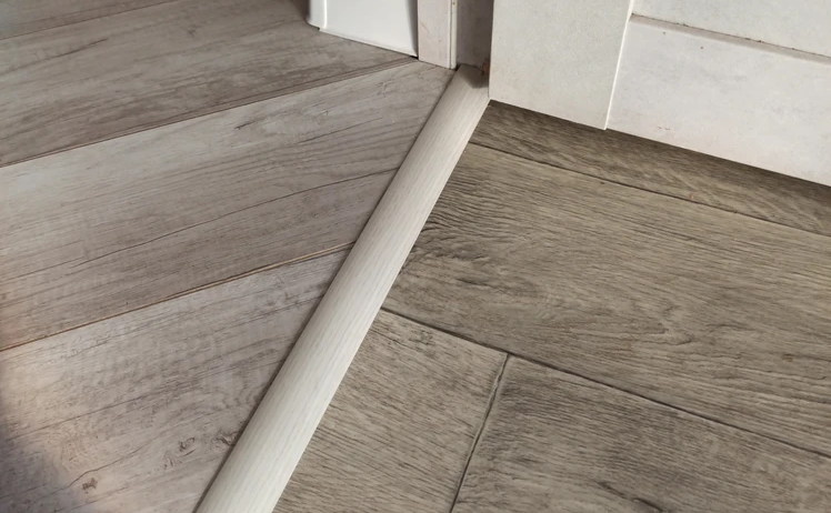 Порог разноуровневый ПР 06.900.15 Черный