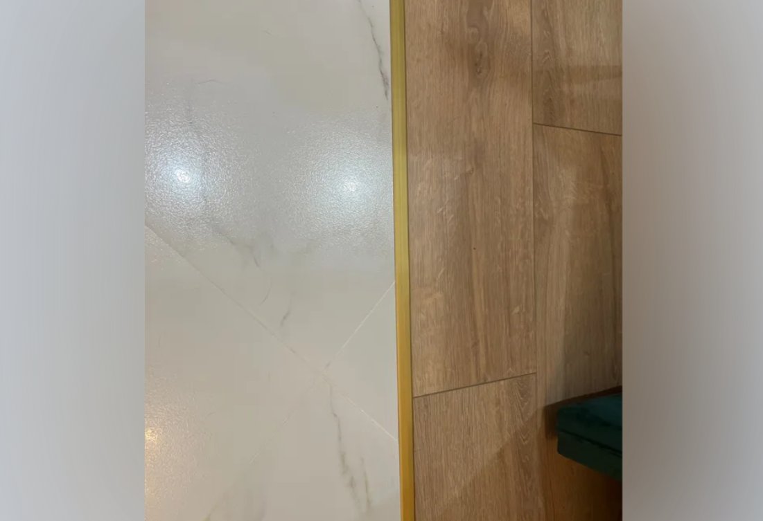 PVS91-05 Профиль Т-образный нержавеющая сталь Золото зеркальное  20мм х 2.7м