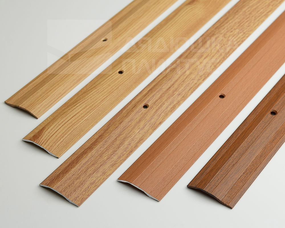 Порог разноуровневый ПР 02.900.02 Золото