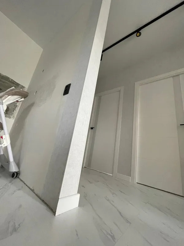 Профиль угловой Волшебная палочка Expert MSUPE 05-27.2700.01L 20*10мм 2,7м Серебро Люкс