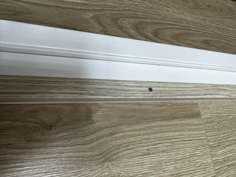 Порог угловой ПУ 01.2700.292 Вишня