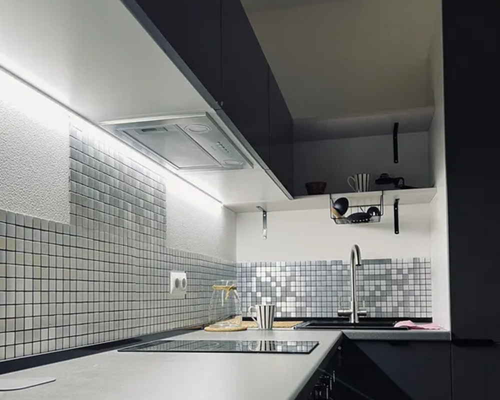 Плинтус для столешниц BL44 Black stone 37*24*3000 мм.