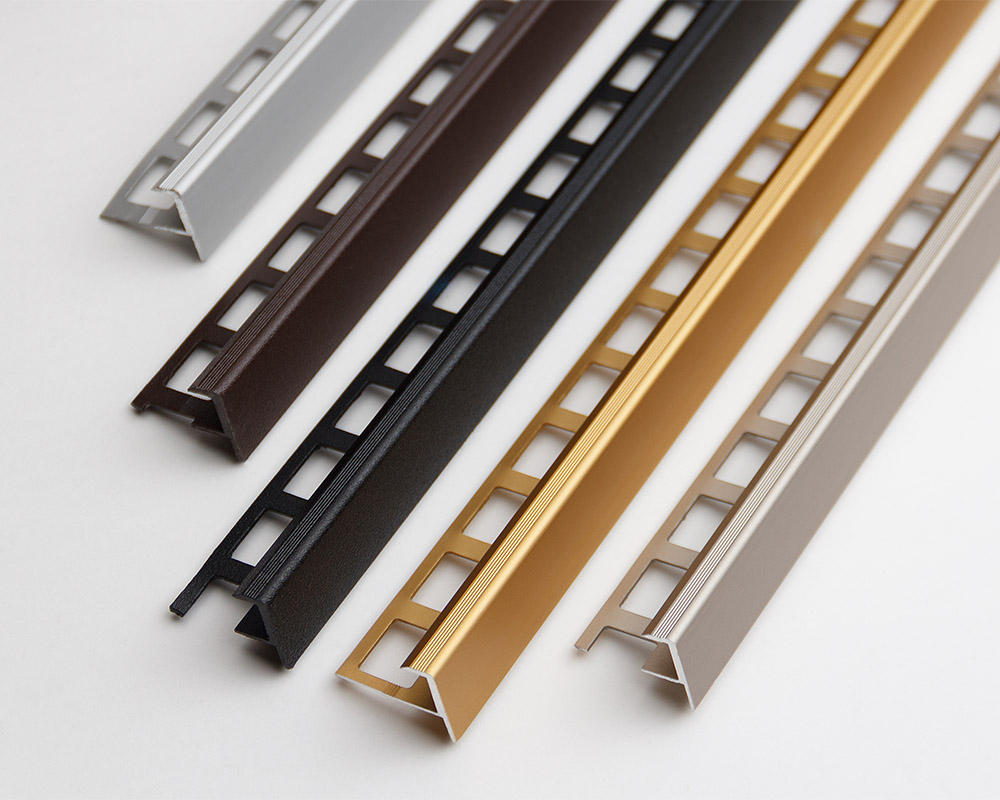 Профиль окантовочный ПУ 13-1.2700.15 Черный