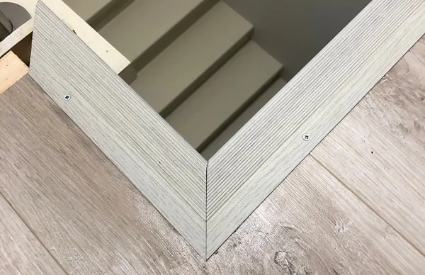 Порог угловой ПУ 02.2700.204л Бронза