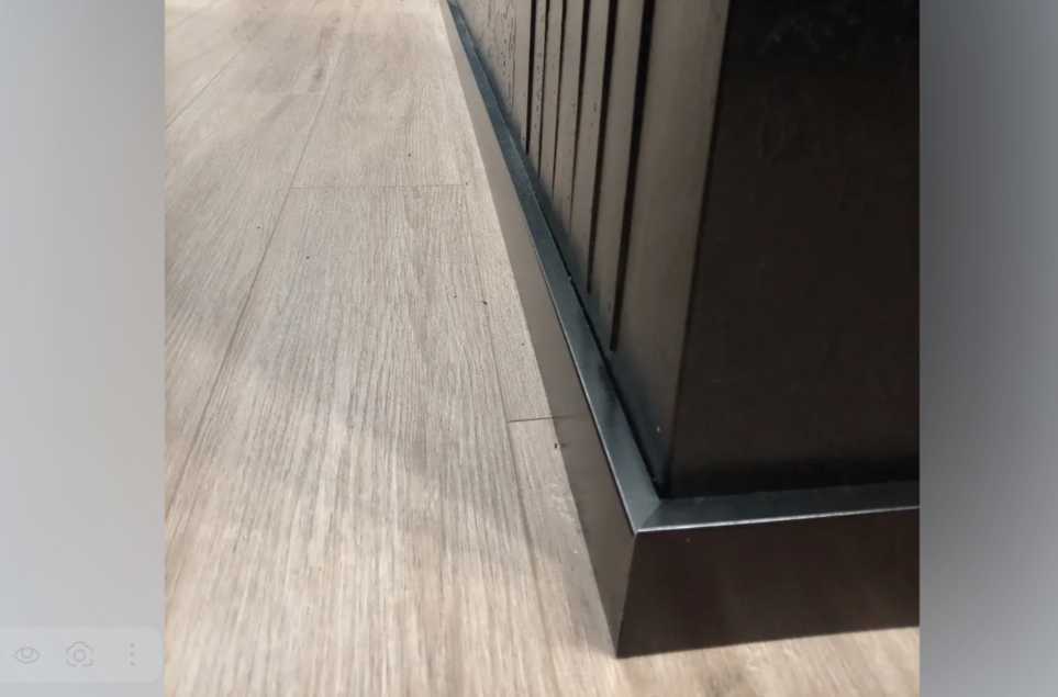 Плинтус МДФ Лука Пл 100-1МДФ.2400.Point line 24032