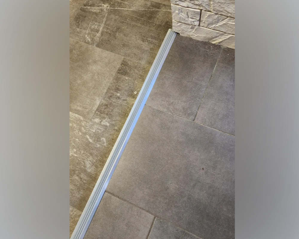 Порог одноуровневый ПС 08.900.042л Шампань