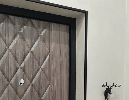 Угол декоративный 40х20 Уп 14-27.2700.515 Черный