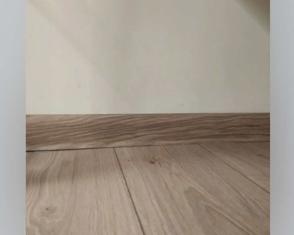 Плинтус ПВХ Волшебная палочка 58мм 2,2м 5806