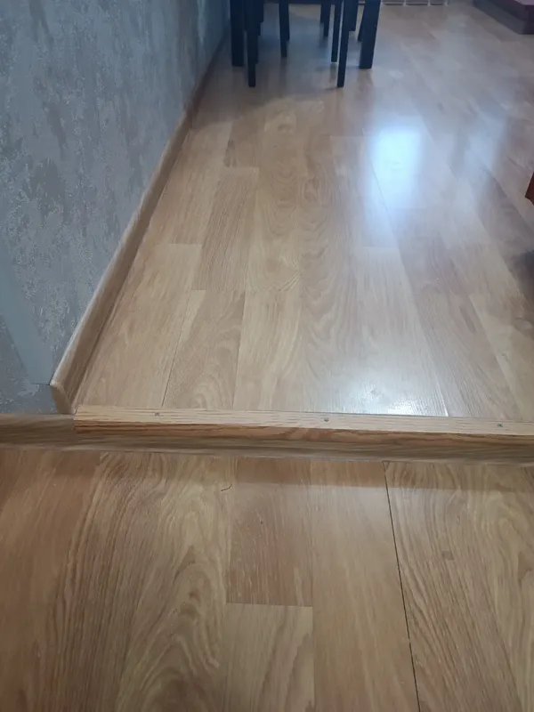 Порог угловой ПУ 04.2700.284 Дуб универсальный