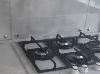 Плинтус для столешниц BL44 Чиполлино бело-серый 37*24*3000 мм.