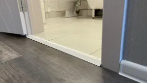 Порог разноуровневый ПР 02.2700.283н Бук натуральный