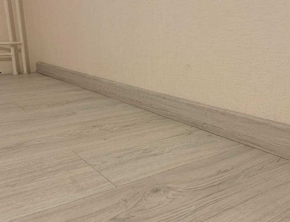 Плинтус МДФ Лука Пл 80МДФ.2400.Point line 24049 Дуб прованс