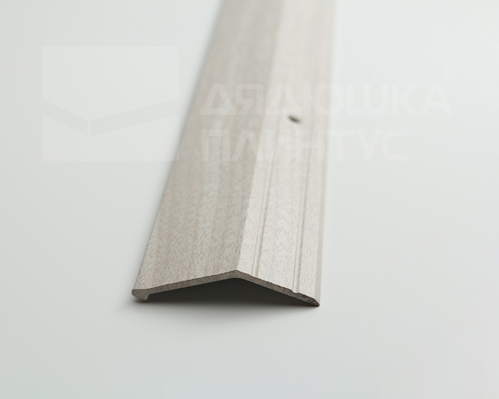 Порог разноуровневый ПР 04.1800.106 Ясень белый