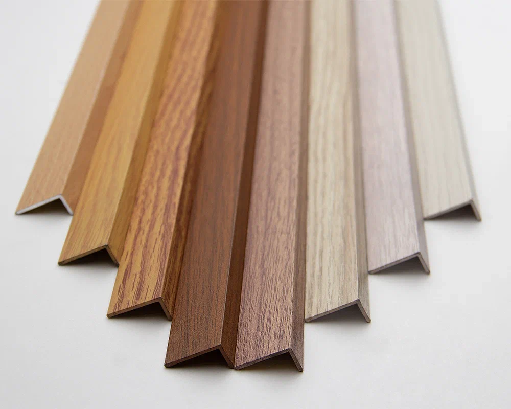 Угол декоративный 20х10 Уп 05-27.2700.583н Бук натуральный