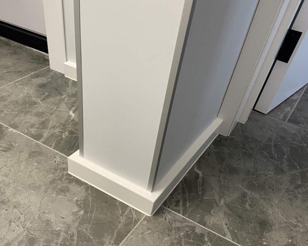 Плинтус ХДФ Dollken Cubu Flex Life 80мм х 2,5 м 1005 Белый RAL 9003