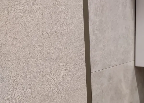 Профиль из нержавеющей стали L-образный Alumacer 10мм 2,6м Золото полированое