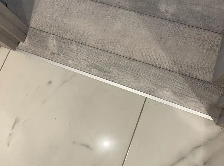 Профиль стыкоперекрывающий ПК 15-8НС.2700.001 Матовый