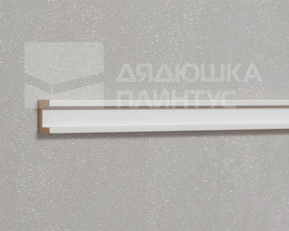 Молдинг ДЮРОПОЛИМЕР HI WOOD LB30 30мм х 15мм х 2,0м.