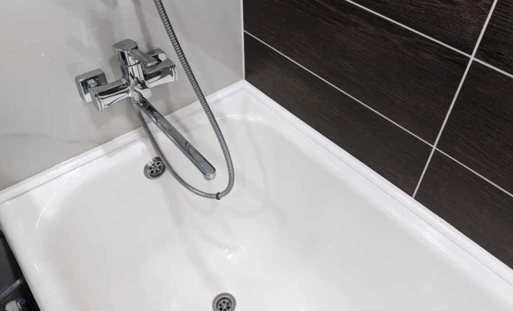 Бордюр акриловый 12х12х1800 мм ГЛ12