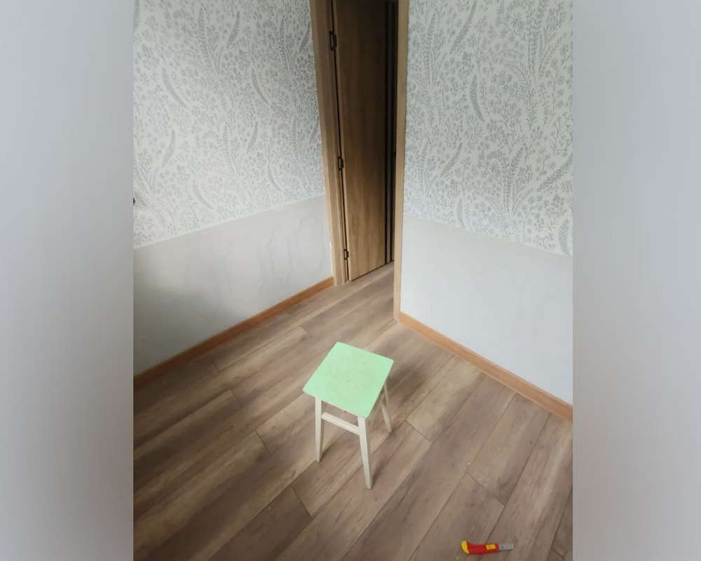 Плинтус ПВХ со съемной панелью Arbiton INDO 003 Дуб Лофт