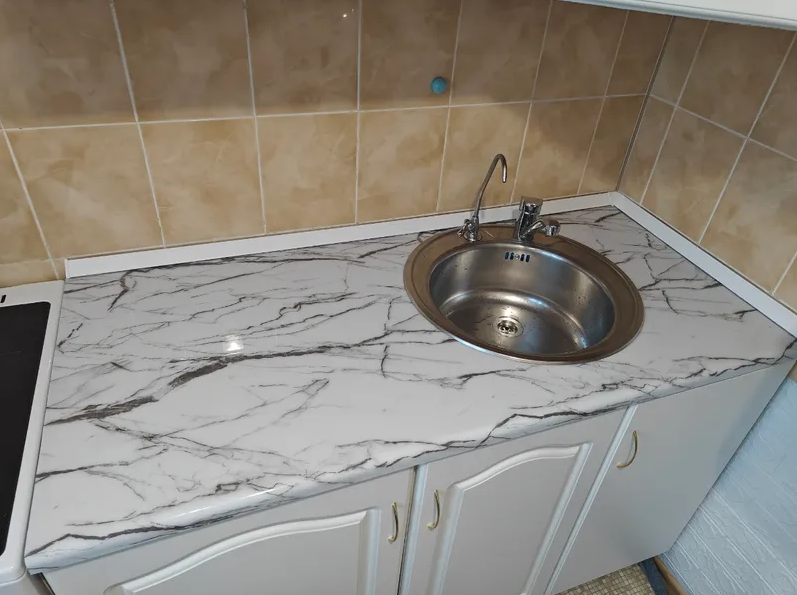 Плинтус для столешниц гладкий Алюминий 25*25мм 3,05м. Серебро