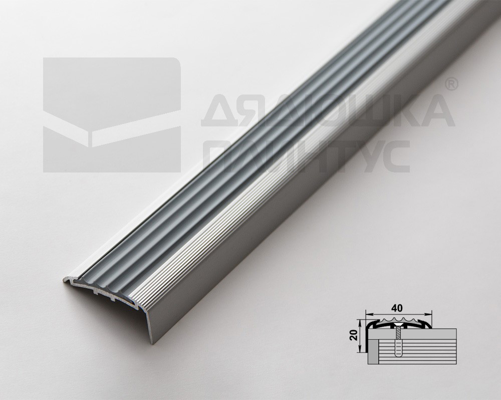 Порог угловой ПУ 71.900.01л Серебро