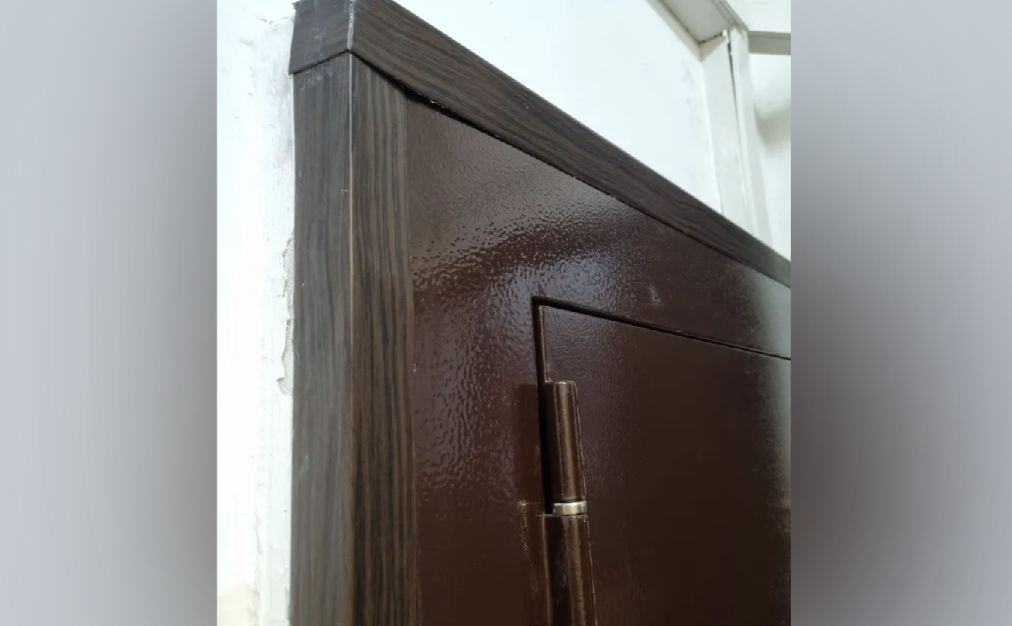 Угол декоративный 15х15 Уп 04-27.2700.595 Дуб венге