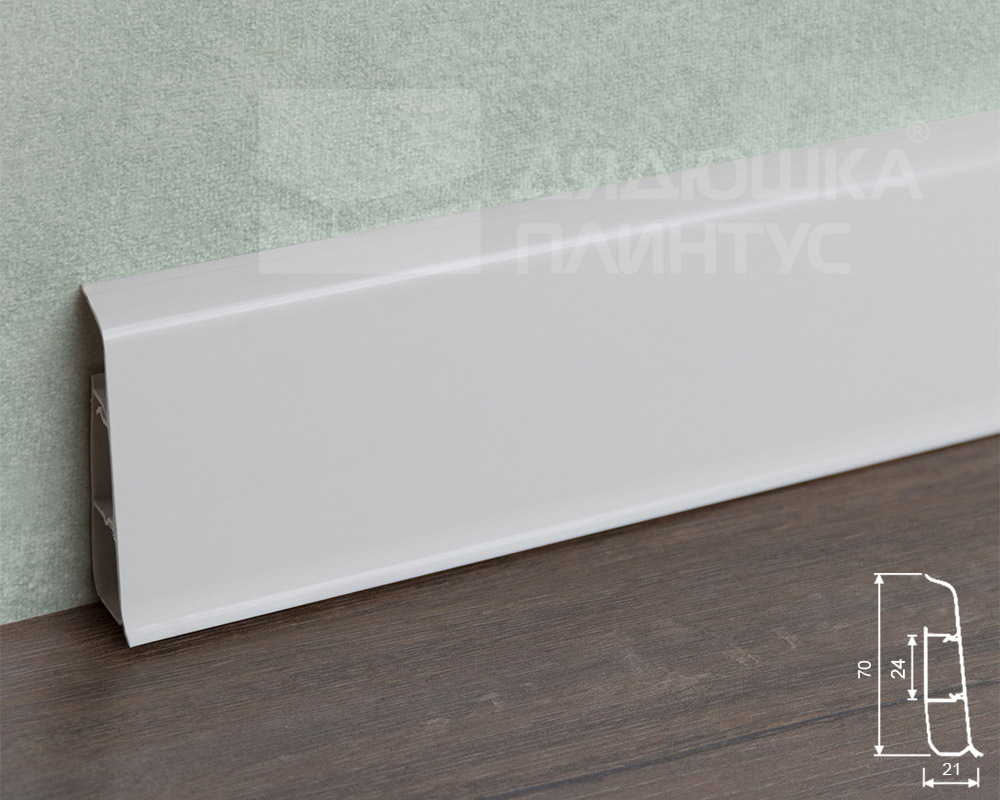 Плинтус ПВХ со съемной панелью Идеал Деконика 70 мм 001-G Белый глянцевый