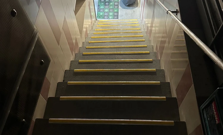 Порог одноуровневый ПС 08.2700.15 Черный