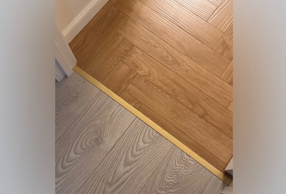 PVS91-16 Профиль Т-образный нержавеющая сталь Песок матовый 20мм х 2.7м