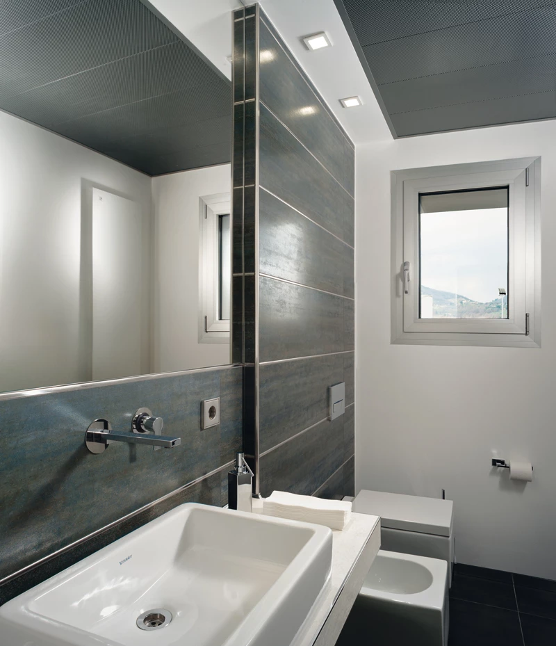 Профиль окантовочный ПО-9 серебро/глянец