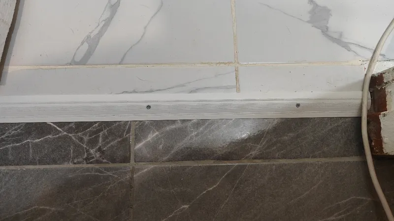 Порог разноуровневый ПР 02.900.02 Золото