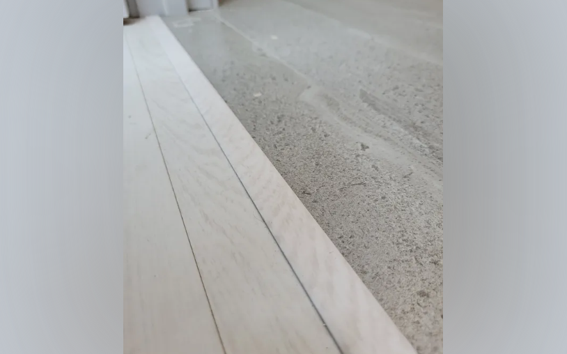 Самоклеящийся порог ЛС 35.2700.4021 Венге танзанский