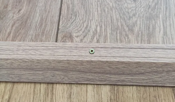 Порог разноуровневый ПР 03.2700.215 Черный