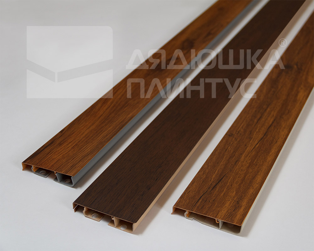 Плинтус ПВХ Cezar глянцевый с мягким краем HI-LINE PRESTIGE 089