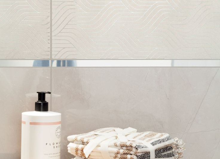 Полоса алюминиевая 10х1,5 мм браш серебро/мат 2,7 м