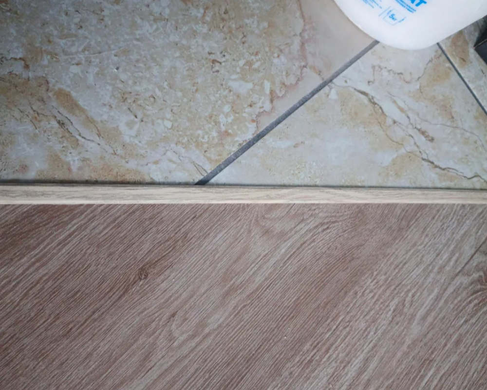 Порог одноуровневый ЛС 10.2700.24031 Дуб старинный светлый