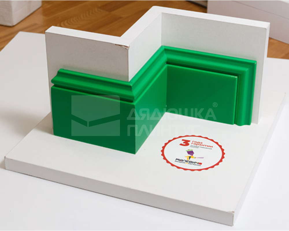 Плинтус ПОЛИСТИРОЛ HI WOOD B99V1 99мм х 18мм х 2,0м. Окраска включена в стоимость