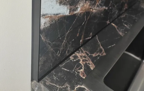 Профиль окантовочный Genesis ESA 120.91 12 х 2500 мм глянец серебро