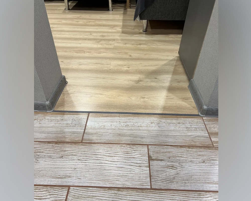 Порог одноуровневый ЛС 10.900.057 Бетон айс