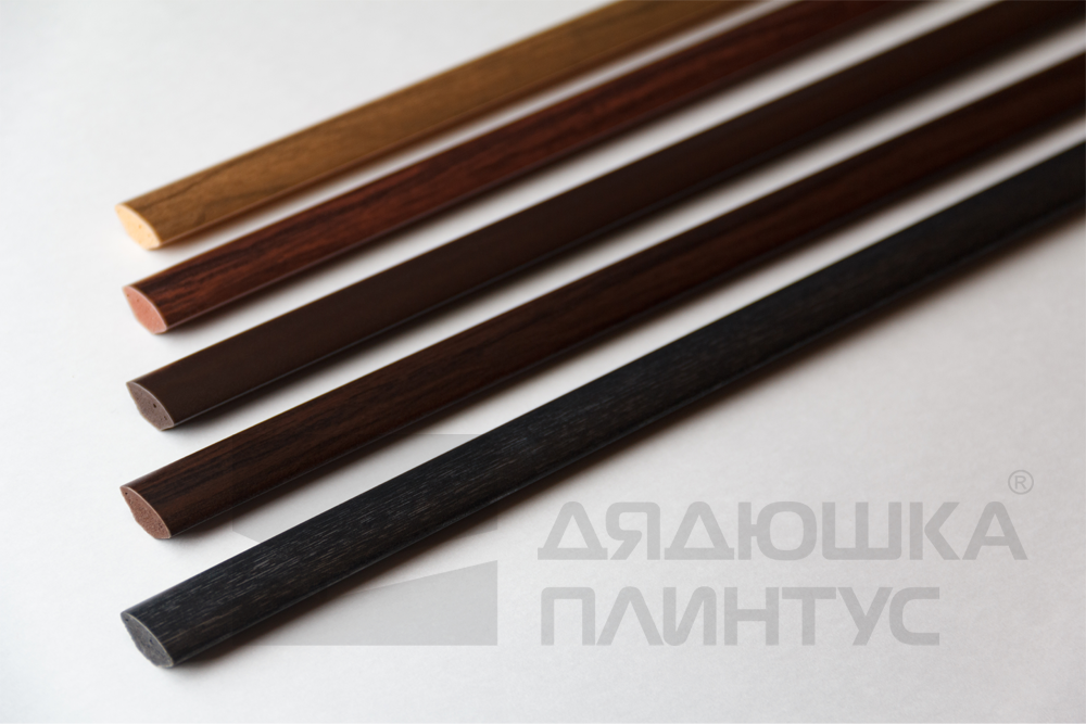 Галтель ПВХ LEMAL 14х14мм. 2,5м. 0102