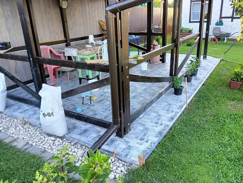 Уголок равнополочный 25*25 мм Уп 09.2000.542л Шампань. Цена за 5 штук.