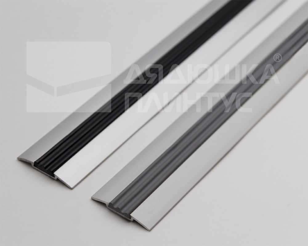 Порог одноуровневый ПС 08.2700.201л Серебро