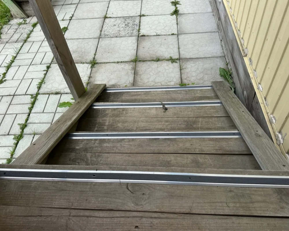 Порог одноуровневый ПС 08.900.042л Шампань