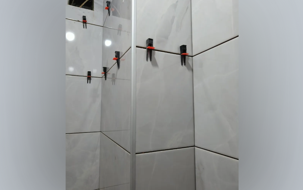 Профиль окантовочный ПУ 20-10.01лп Серебро полированое