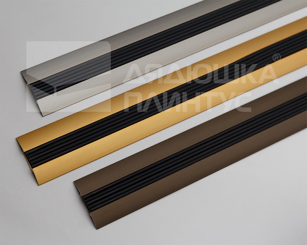 Порог одноуровневый ПС 08.2700.201л Серебро